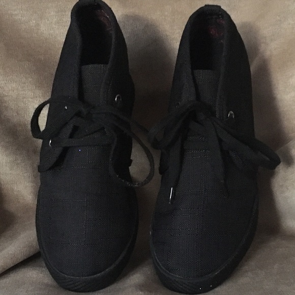 ALDO Woman’s Ankle Boots / Booties - Picture 4 of 6